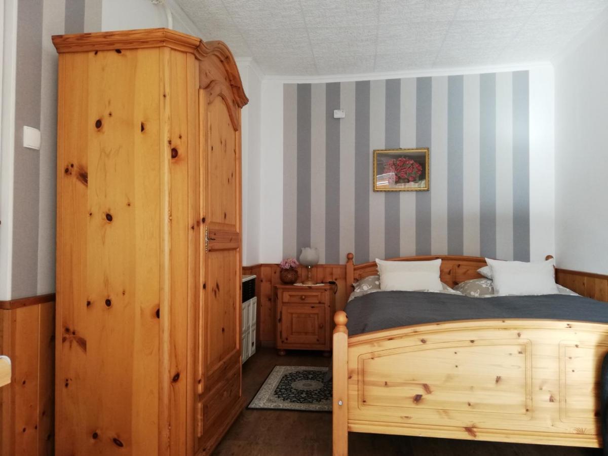 Bobita Apartmanhaz Сільвашварад Екстер'єр фото