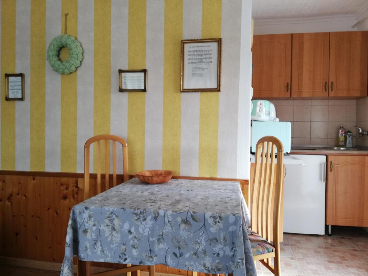 Bobita Apartmanhaz Сільвашварад Екстер'єр фото