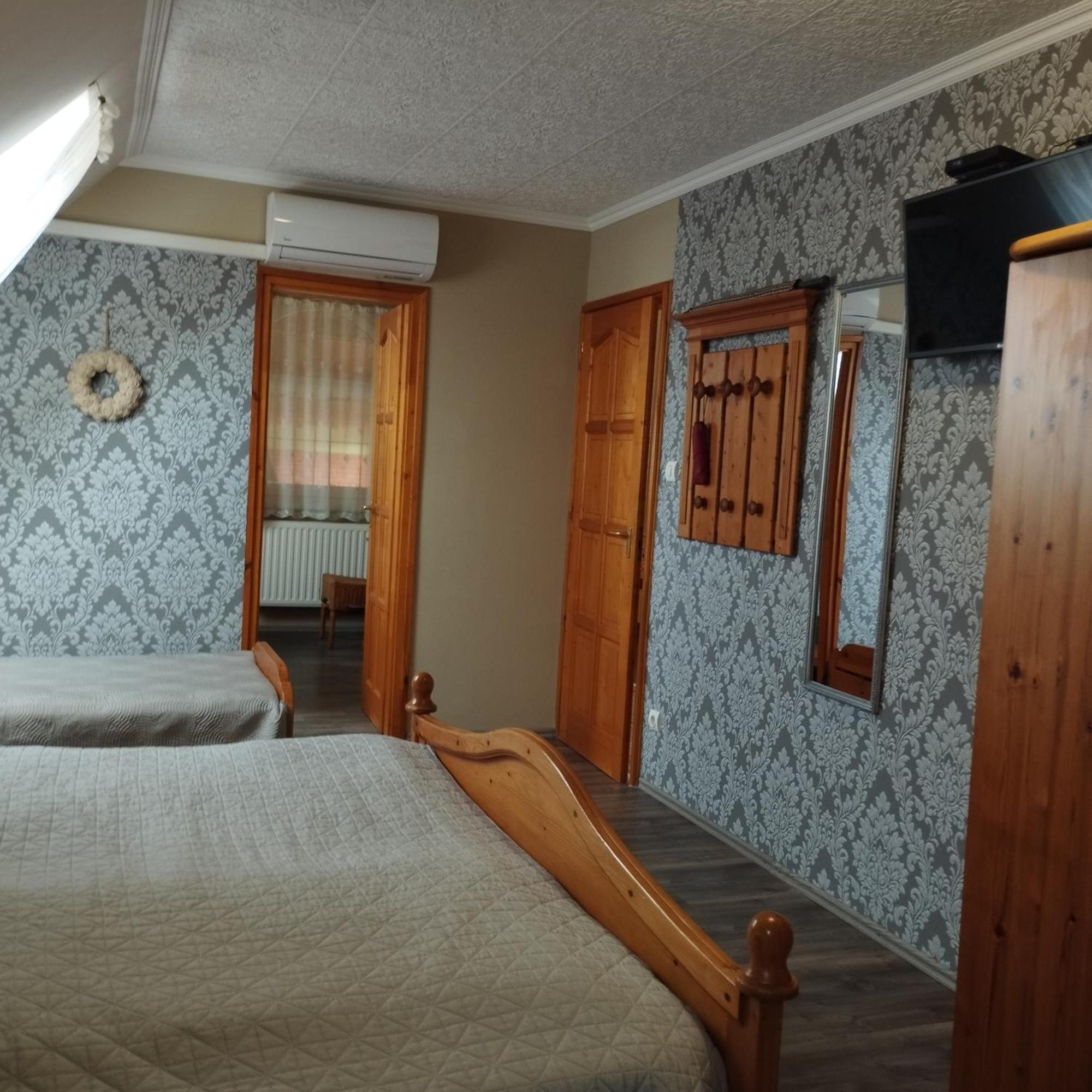 Bobita Apartmanhaz Сільвашварад Екстер'єр фото