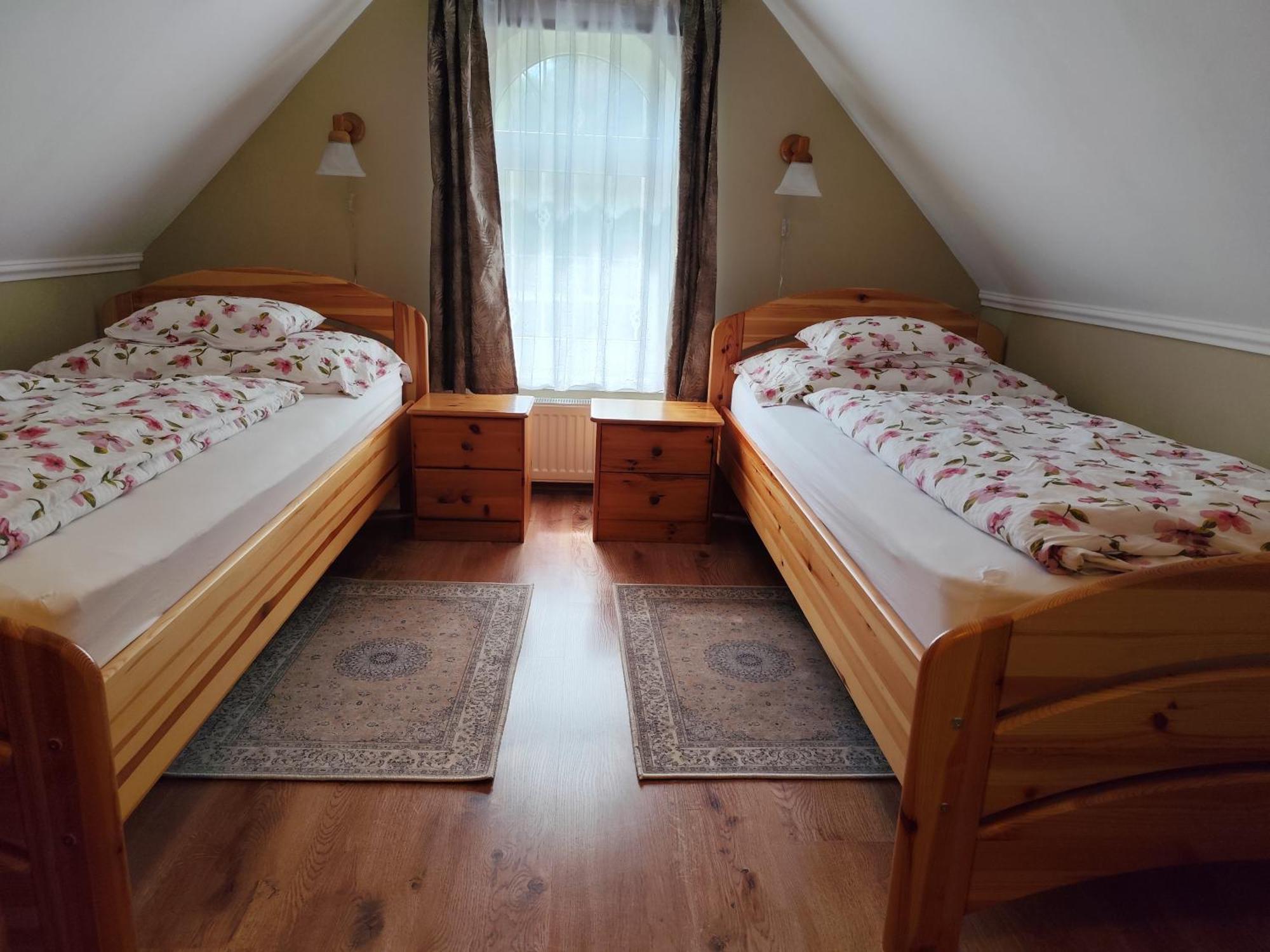 Bobita Apartmanhaz Сільвашварад Екстер'єр фото