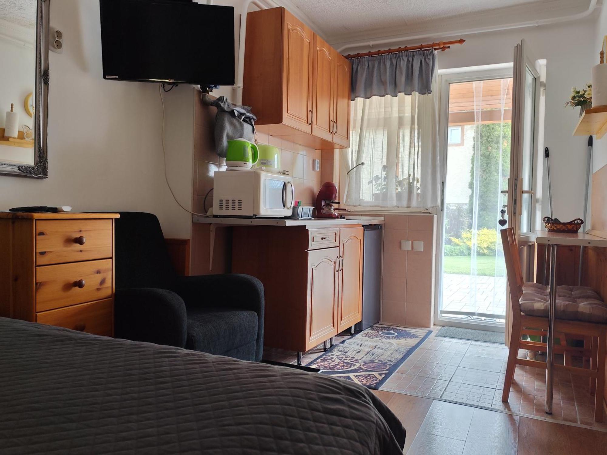 Bobita Apartmanhaz Сільвашварад Екстер'єр фото
