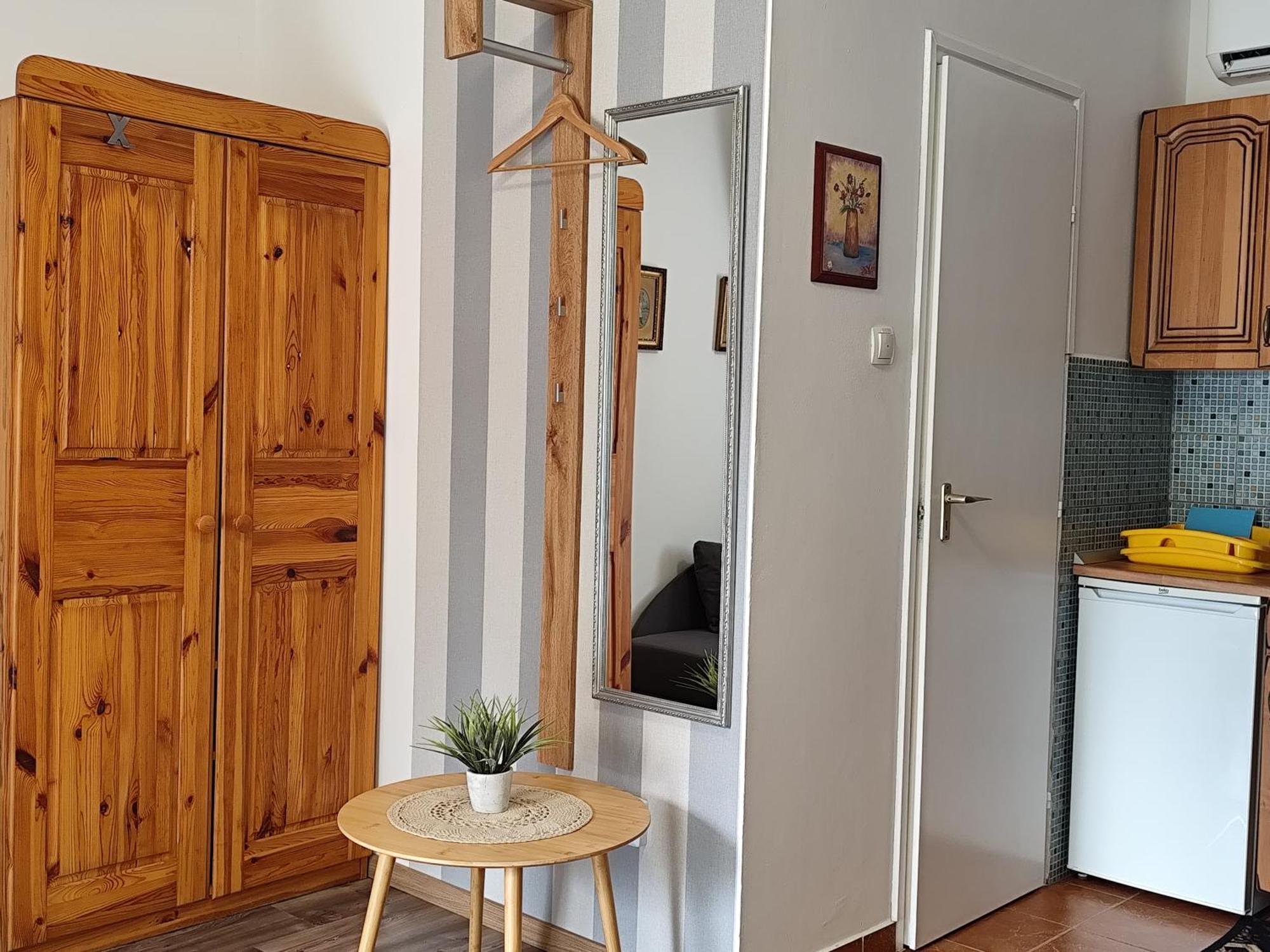 Bobita Apartmanhaz Сільвашварад Екстер'єр фото