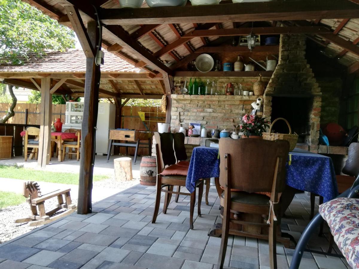 Bobita Apartmanhaz Сільвашварад Екстер'єр фото